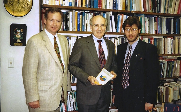 встреча проф. Цыпкина Ю.А. и проф. Филиппа Котлера в Чикаго в 1994 г.